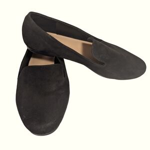 5/$25...Size 8 - Black Flats - Like new